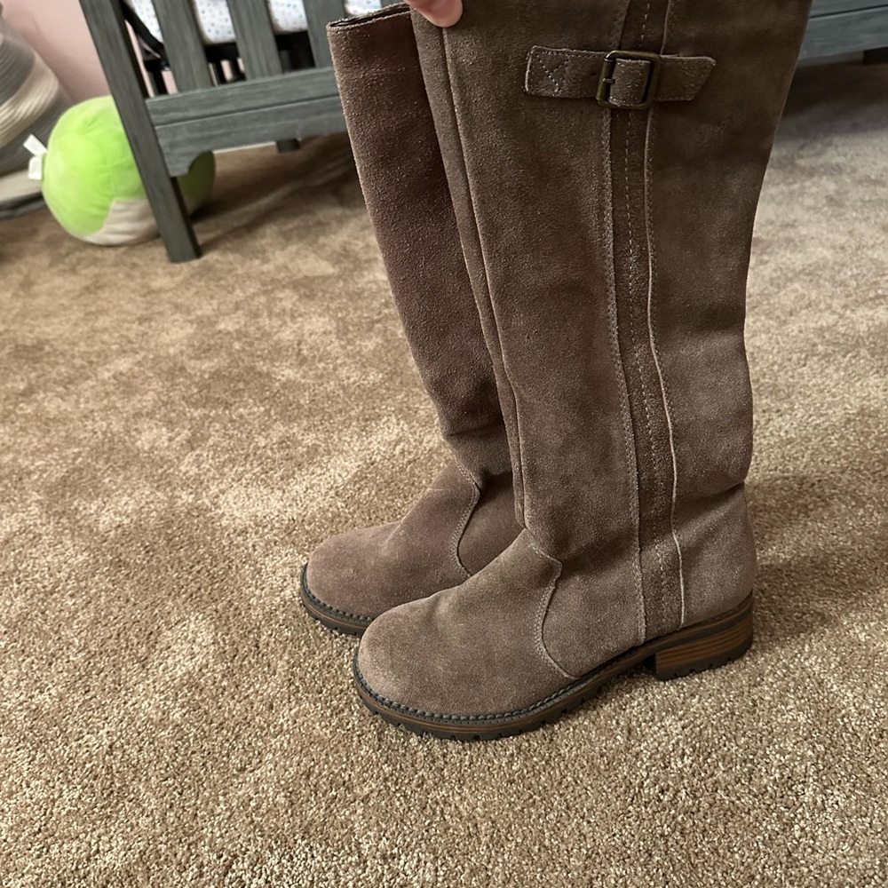 Target Brown Over the Knee Boots with Suede Finish